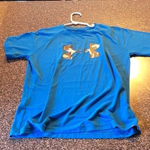 UA Heat Gear tee